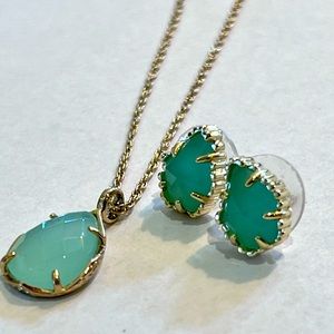 Kendra Scott earring and necklace set